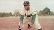 Jackie Robinson fue el primer beisbolista negro que jugó en las Grandes Ligas 
