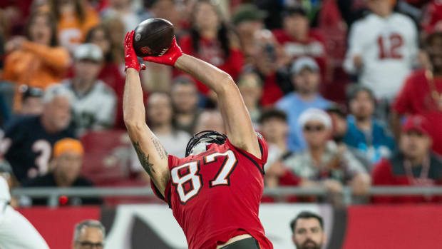 Tampa Bay Buccaneers tight end Payne Durham (87) catches the touchdown against the Jacksonville Jaguars 