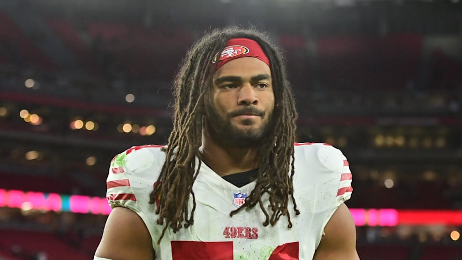 Fred Warner stands after the 49ers' Jan. 5 loss to the Cardinals | Matt Kartozian-Imagn Images