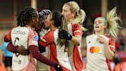 L'OL s'impose dans ce quart de finale aller de Ligue des Champions féminine.
