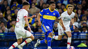 Boca Juniors v Huracan - Liga Profesional 2022