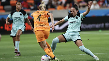 Bruninha and Jess Carter of Gotham FC