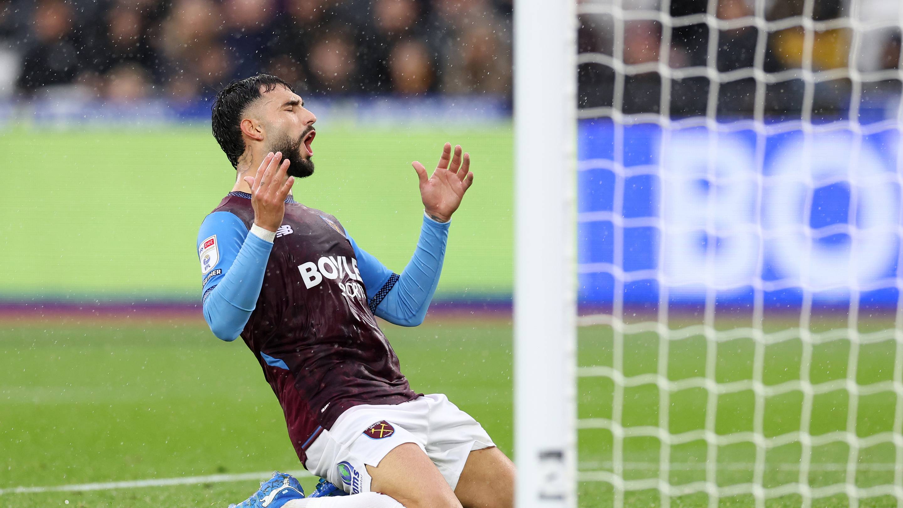 Lewis Dobbin goal justifies Southampton start as West Ham’s own striker woes exposed