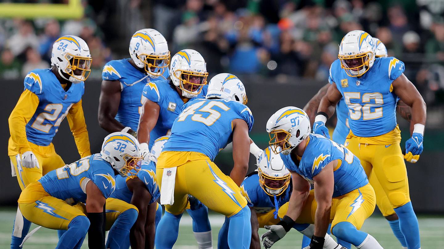 Chargers News: Second-Year LA Player May Free Up Team To Trade Veteran Pro Bowler - Vimarsana News