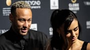 Neymar foi um dos premiados durante evento em Dubai