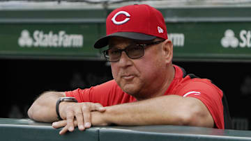 Cincinnati Reds manager Terry Francona (77)