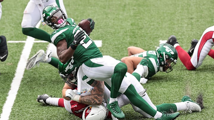 Le'Veon Bell was a major flop after signing with the New York Jets in 2019. Le'Veon Bell was a major flop after signing with the New York Jets in 2019.