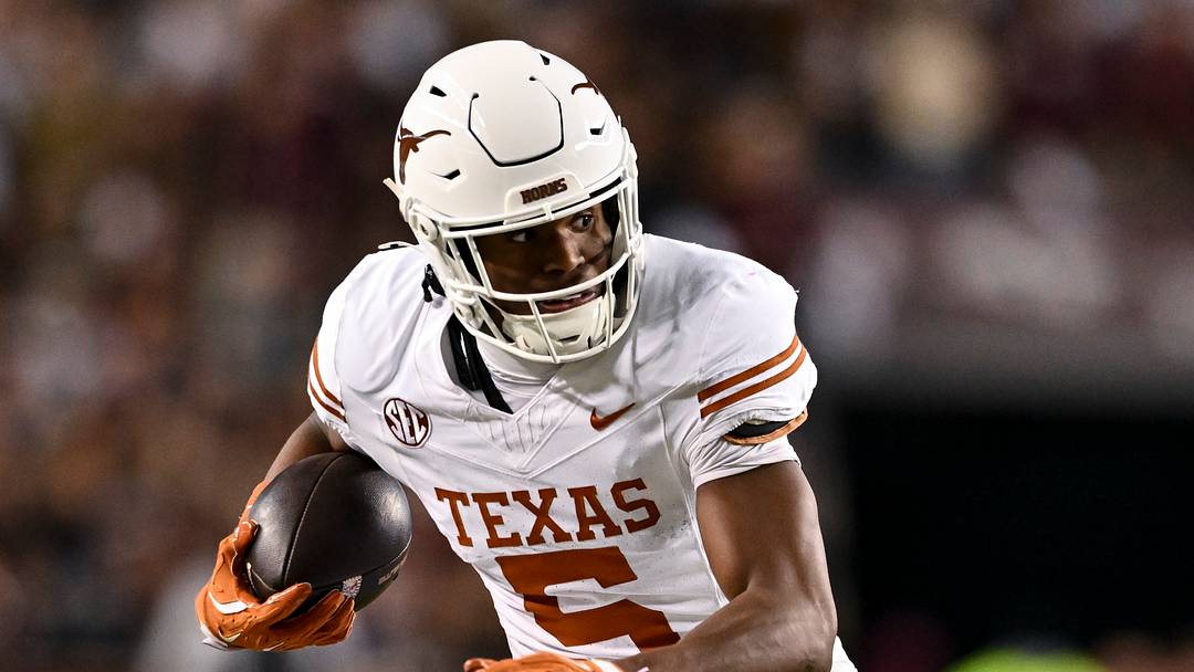 Texas Longhorns wide receiver Ryan Wingo runs the ball. Credit: Maria Lysaker-Imagn Images
