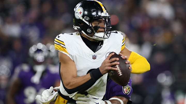AFC Wild Card Playoffs: Pittsburgh Steelers v Baltimore Ravens
