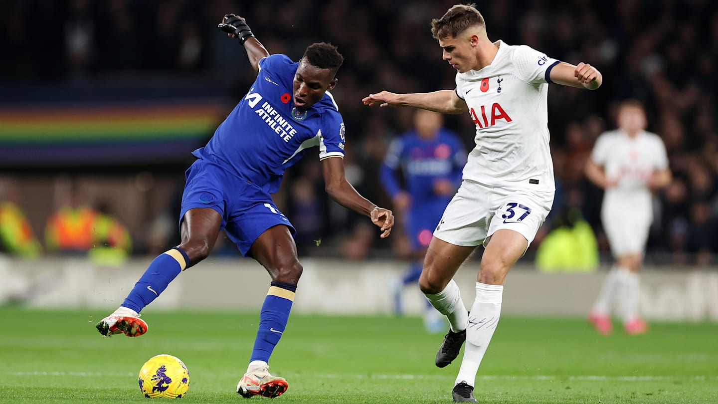 Micky van de Ven admits questioning 'extreme' Tottenham tactics after Chelsea loss - 90min UK