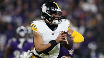 AFC Wild Card Playoffs: Pittsburgh Steelers v Baltimore Ravens