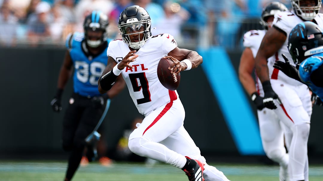 Atlanta Falcons v Carolina Panthers