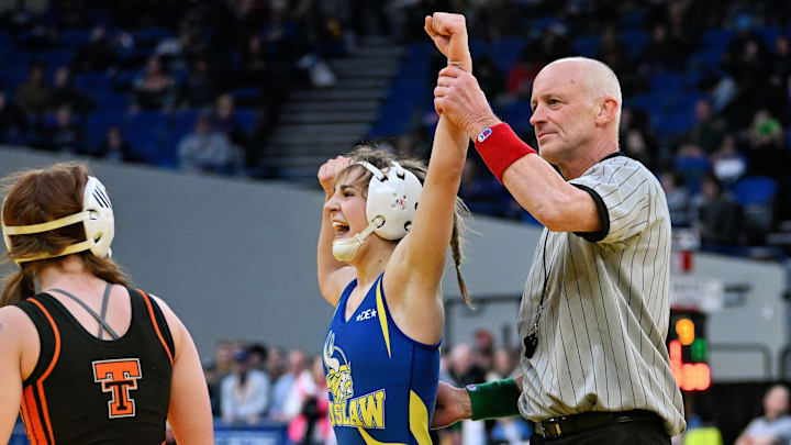 Siuslaw wrestler Macali Lade is a former champion who earned a top seed.