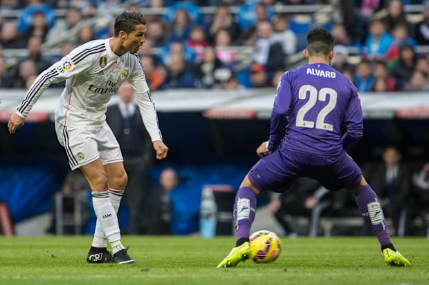 Cristiano Ronaldo scores against Espanyol