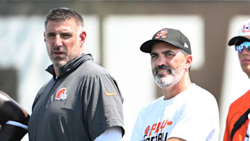 Aug 4, 2024; Cleveland Browns advisor Mike Vrabel and head coach Kevin Stefanski during practice at the Browns training facility in Berea, Ohio.