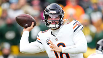 Chicago Bears v Green Bay Packers