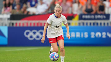 USWNT's Jenna Nighswonger