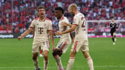Die Bayern bezwingen den SC Freiburg.