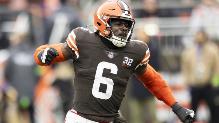 Dec 10, 2023; Cleveland, Ohio, USA; Cleveland Browns linebacker Jeremiah Owusu-Koramoah (6) celebrates a tackle against the Jacksonville Jaguars during the first quarter at Cleveland Browns Stadium. Mandatory Credit: Scott Galvin-USA TODAY Sports