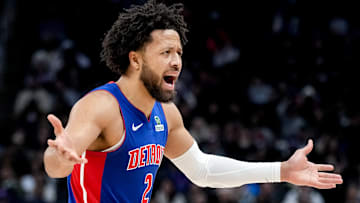 Milwaukee Bucks v Detroit Pistons