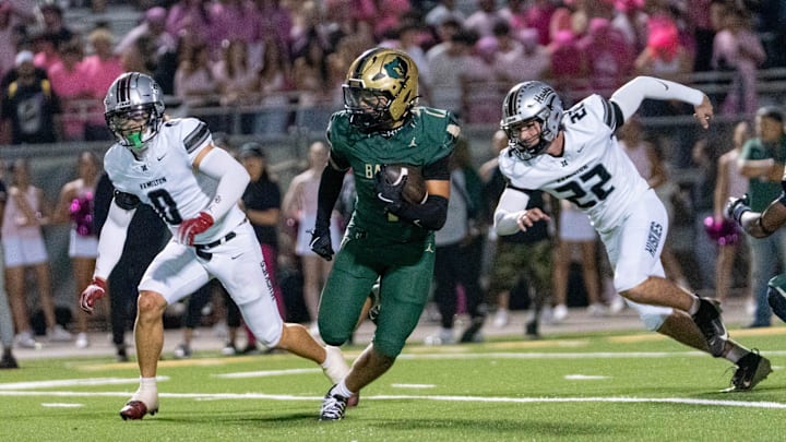 Basha Bears runs with the ball against Hamilton Huskies during a game at Basha High School in Chandler on Oct. 24, 2025.