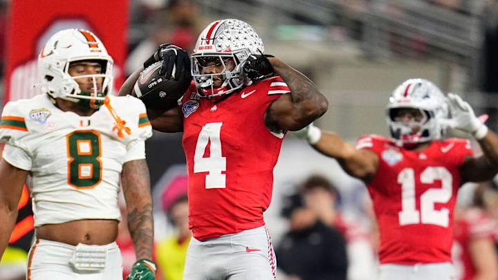 The Browns could land both Ty Simpson and Jeremiah Smith