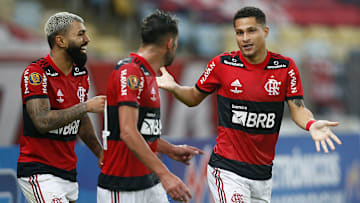 João Gomes desbanca reforços de peso e se candidata a titular no Flamengo. Volante tem créditos com torcida e treinador. 