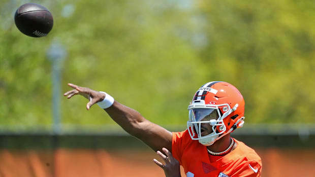 Cleveland Browns quarterback Shedeur Sanders (12) throws during day two of NFL rookie minicamp at the Cleveland Browns