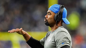 Detroit Lions wide receivers coach Antwaan Randle El communicates with players during the second half against Tennessee Titans at Ford Field in Detroit on Sunday, Oct. 27, 2024.