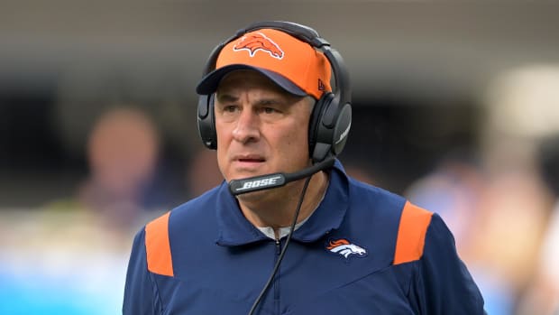 Vic Fangio, Denver Broncos, Texas Longhorn