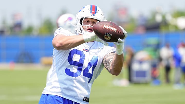 Jun 11, 2025; Orchard Park, NY, USA; Buffalo Bills edge rusher Landon Jackson (94) makes a catch during Minicamp at Highmark Stadium. Jun 11, 2025; Orchard Park, NY, USA; Buffalo Bills edge rusher Landon Jackson (94) makes a catch during Minicamp at Highmark Stadium.