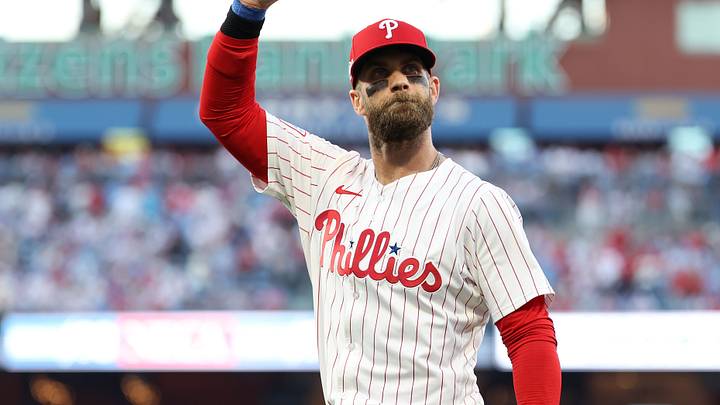 Division Series - Los Angeles Dodgers v Philadelphia Phillies - Game Two