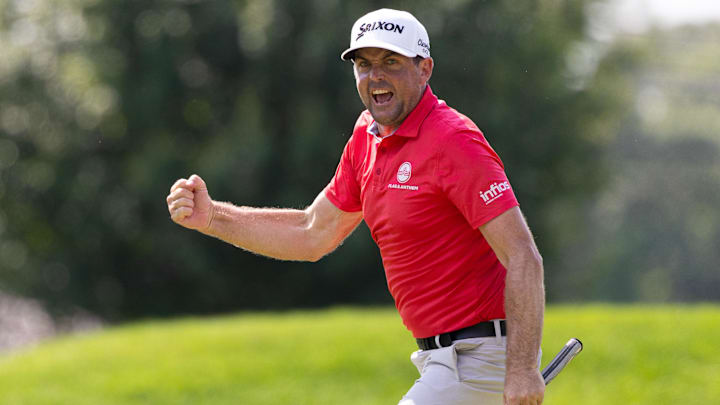 Bradley rallied on Sunday to win the Travelers by one shot. Bradley rallied on Sunday to win the Travelers by one shot.