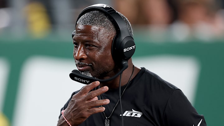 NY Jets head coach Aaron Glenn