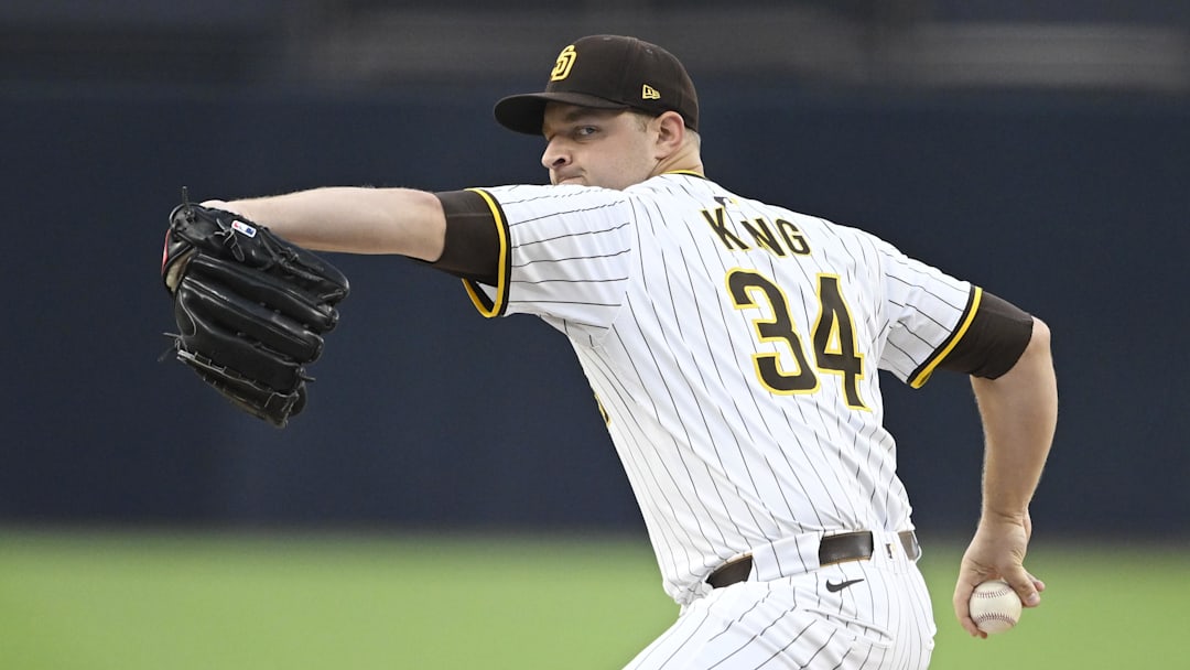 Sep 27, 2025; San Diego, California, USA; San Diego Padres starting pitcher Michael King (34) delivers during the first inning against the Arizona Diamondbacks at Petco Park. Mandatory Credit: Denis Poroy-Imagn Images Sep 27, 2025; San Diego, California, USA; San Diego Padres starting pitcher Michael King (34) delivers during the first inning against the Arizona Diamondbacks at Petco Park. Mandatory Credit: Denis Poroy-Imagn Images