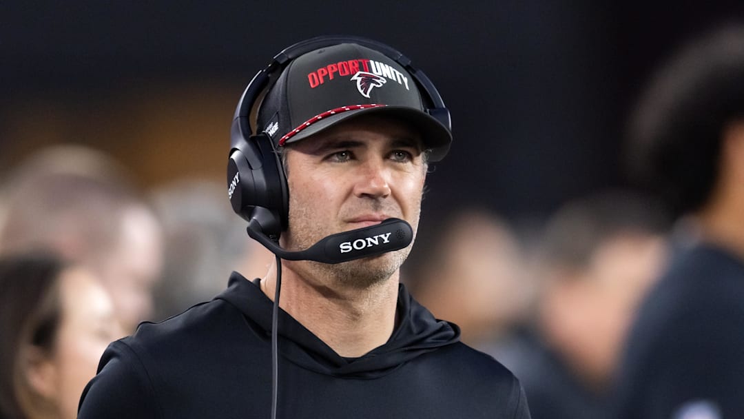 Atlanta Falcons offensive coordinator Zac Robinson against the Arizona Cardinals at State Farm Stadium. 