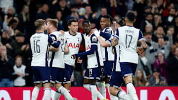 Spurs players celebrate against Manchester City