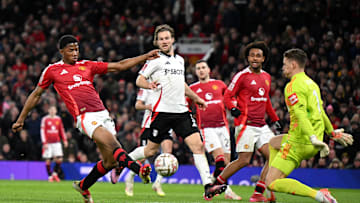 Manchester United v Fulham - Emirates FA Cup Fifth Round
