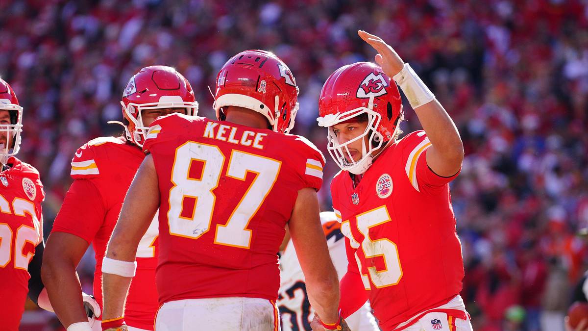 Kansas City Chiefs Stats and Milestones for Week 14 vs. Los Angeles Chargers
