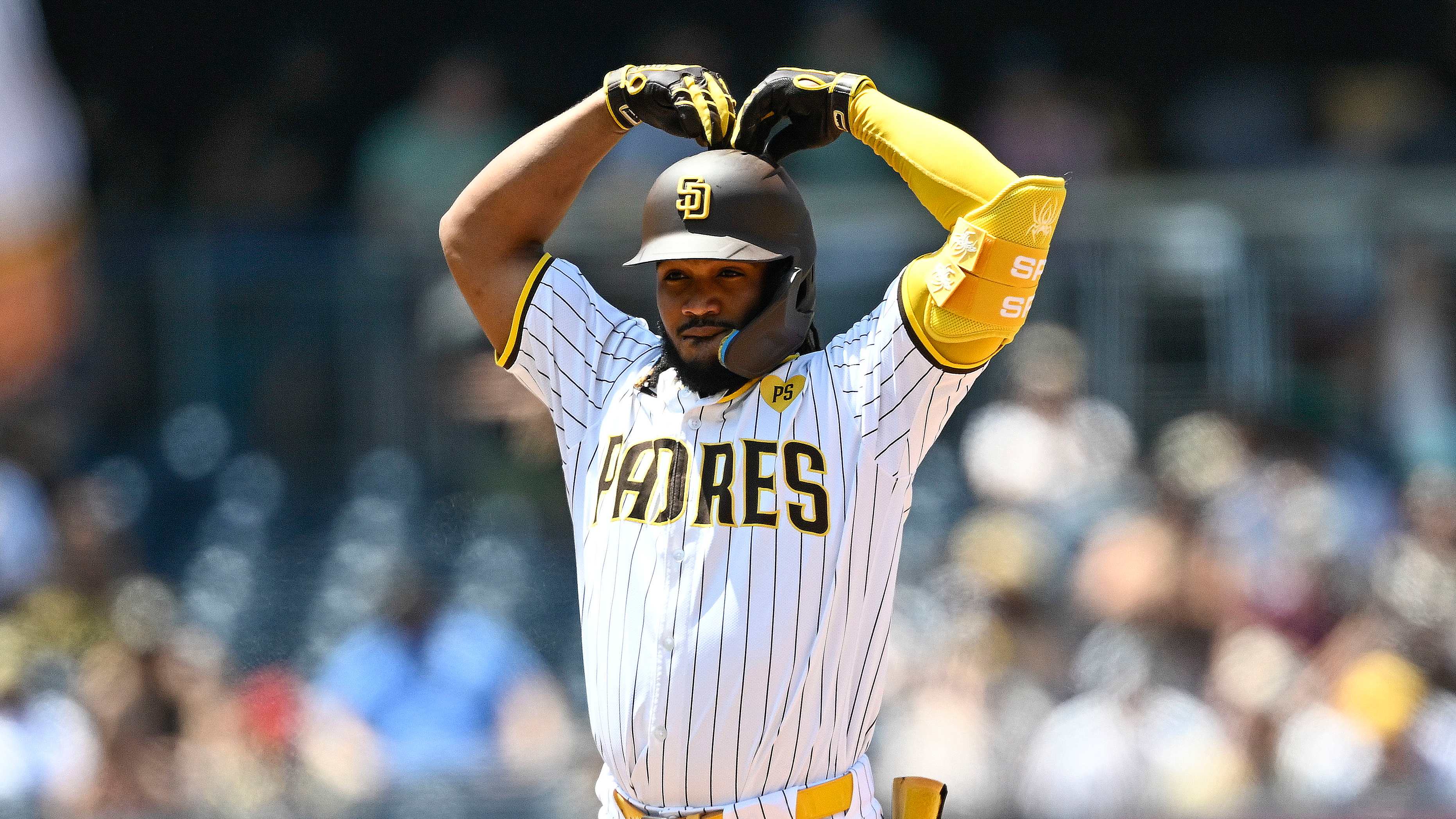 Padres put underachieving utility player on notice following Mike 