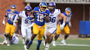 South Dakota State Jackrabbits running back Julius Loughridge (15)