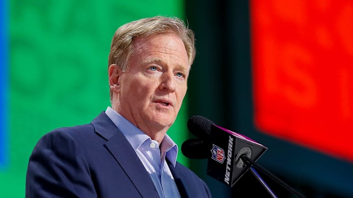 NFL Commissioner Roger Goodell welcomes fans to the 2025 NFL Draft before the first round at Lambeau Field.