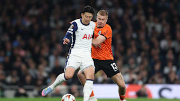 Auf Heung-min Son (r.) müssen die Spurs in Frankfurt verzichten