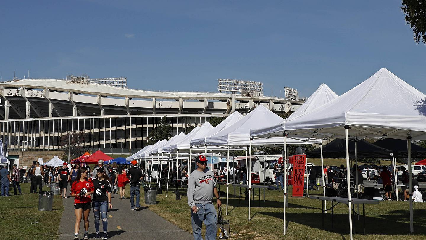Recent Poll Indicates Where Washington Commanders Fan Majority Wants New Stadium - Vimarsana News