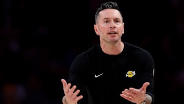 Chicago Bulls v Los Angeles Lakers