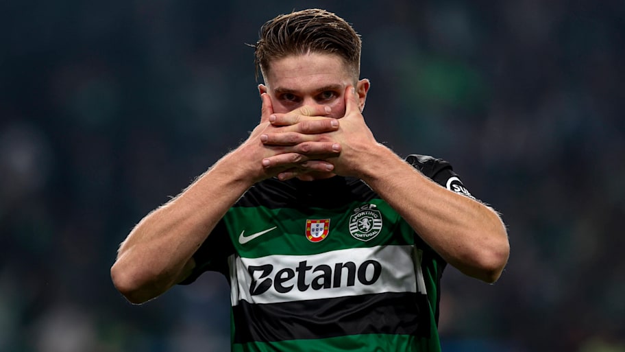 Viktor Gyökeres remains linked with a summer transfer. | IMAGO/Sport Press Photo