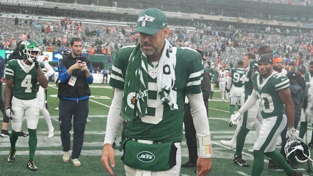 After a big win over the Patriots, Aaron Rodgers and the Jets lost to the Broncos.