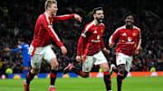 Bruno Fernandes marcou no fim e salvou o Manchester United.