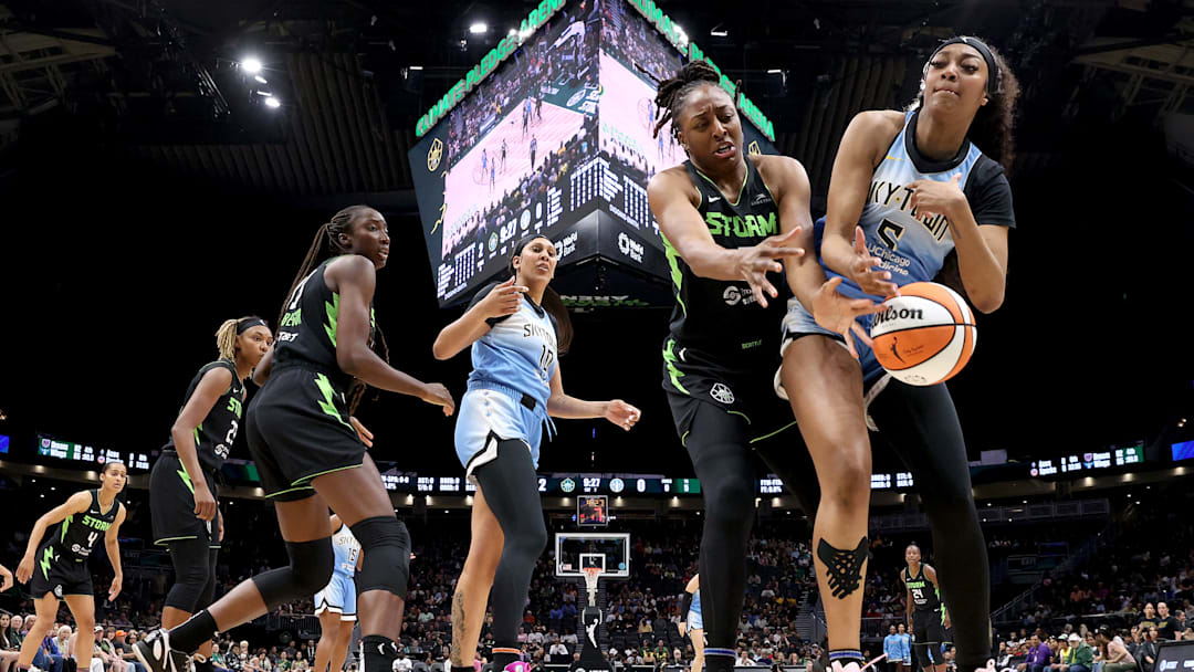 Chicago Sky v Seattle Storm