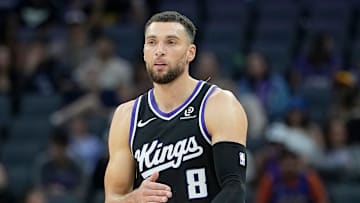 Denver Nuggets v Sacramento Kings